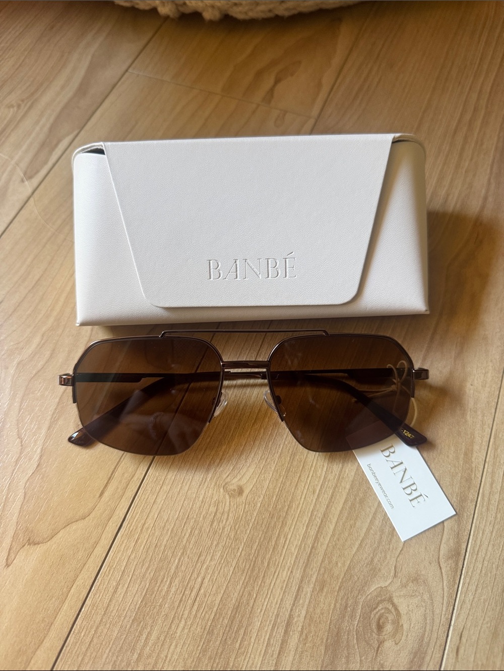 BANBÉ The Hooper Women’s Brown Aviator Sunglasses